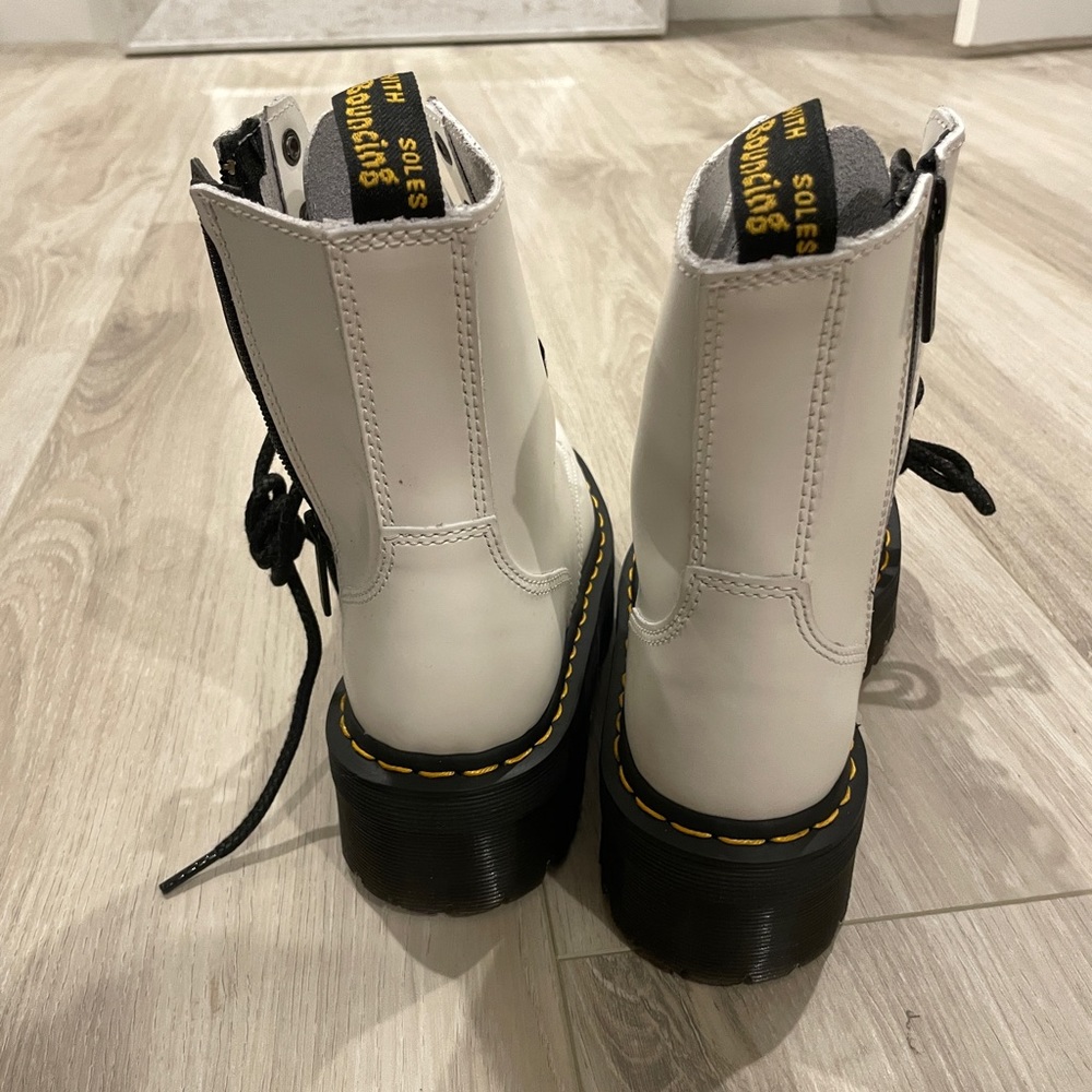 NWOT White Platform Doc Martens - Picture 8 of 12